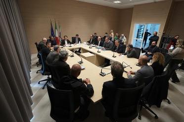 LUNEDÌ SAREMO A BARI, IN COMMISSIONE REGIONALE, PER DIRE NO A UN ACCORDO CHE CONDANNEREBBE TARANTO !
