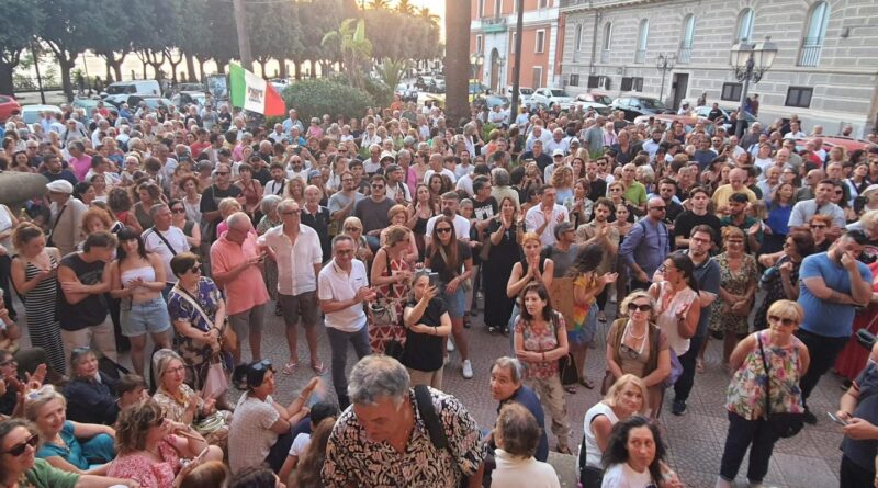 TARANTO NON SI ARRENDE